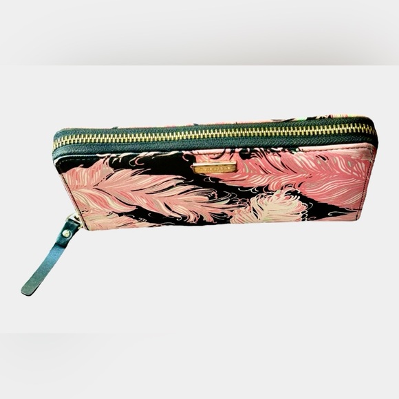 Kate Spade New York Brightwater Drive Neda Wallet. - Picture 4 of 6